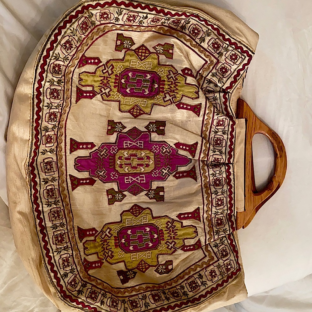 Moyna silk embroidered large bag